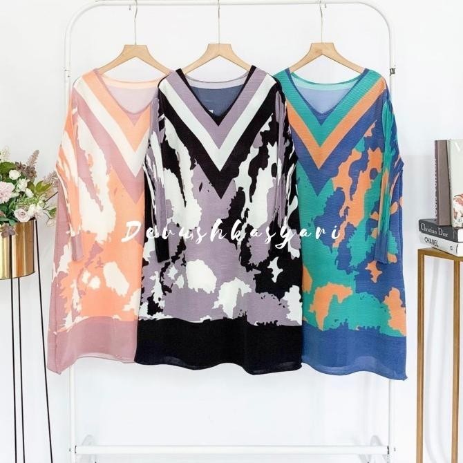 Plisket Turun Naik Tunik