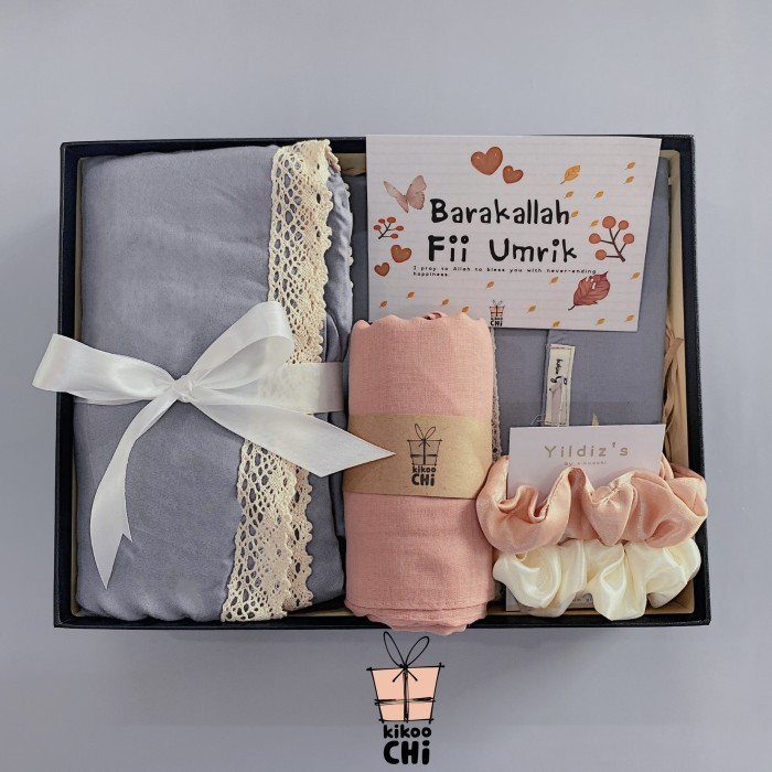 

Kikoochi Aysun - Hadiah Kado Ulang Tahun Mukena Hampers Istri Wanita