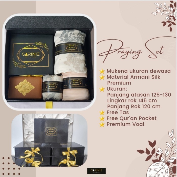 

Hampers Lebaran Praying Set Parcel Idul Fitri Hadiah Mukena Voal Premi