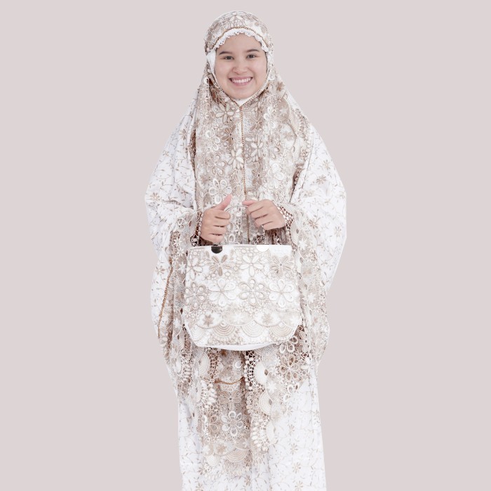 Mukena Sutra Paris Prada Kd Lebar Tas Behel / Mukena Sutra Ori Bagus