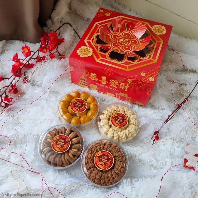

Hampers CNY - Parcel Imlek Bunga Isi 4 Kue Kering PS