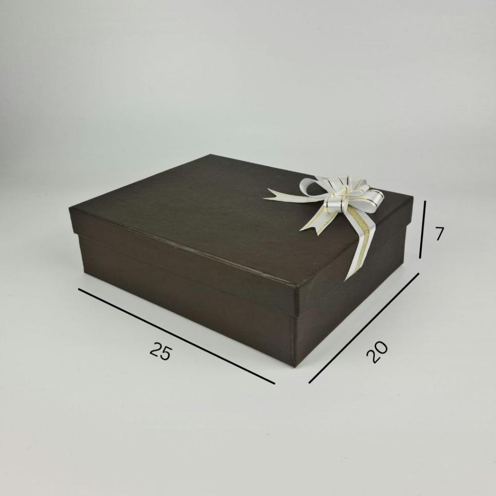 

Special Gift Box 25X20X7Cm Paket Kotak Kado Paper Bag Kartu Ucapan Pita Hardbox Oy58