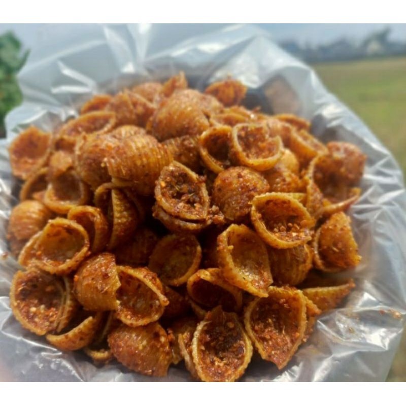 

Makaroni Kerang Kemasan Pouch 150gram pedas gurih kriuk Cahyani's Snacks