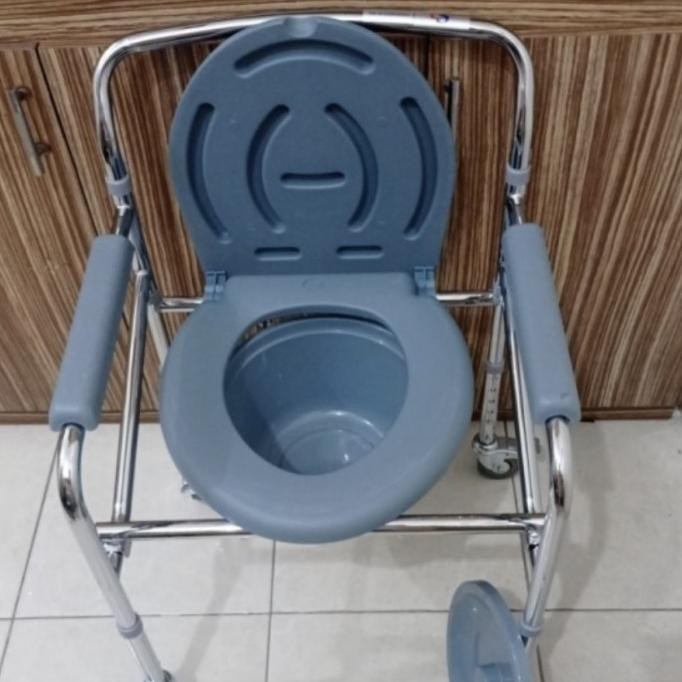 Kursi BAB Commode Chair Lipat Sella KY 894 / Comode Chair Lipat