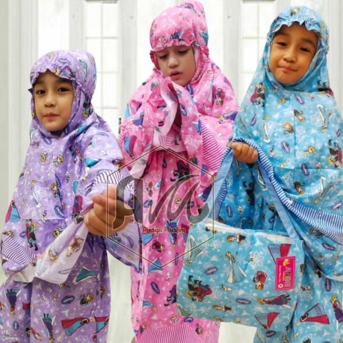 mukena anak karakter frozen tas sajadah tebal