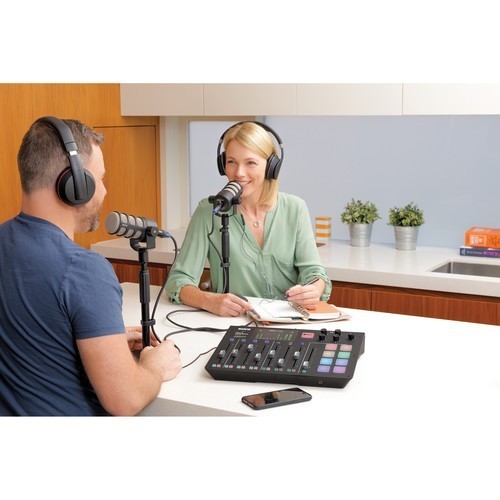 Rode Podmic Dynamic Podcasting Microphone