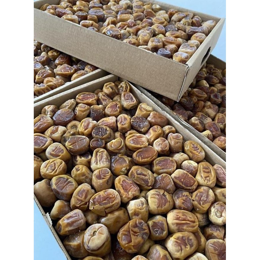 

Spesial Kurma Sukari Alqosim 3Kg Geordino516