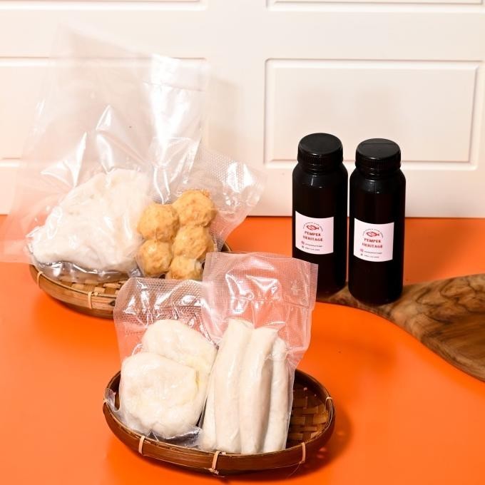 

Hampers Parcel Paket Fitri Lebaran Idul Fitri Ramadhan Pempek Tenggiri Shockitgow