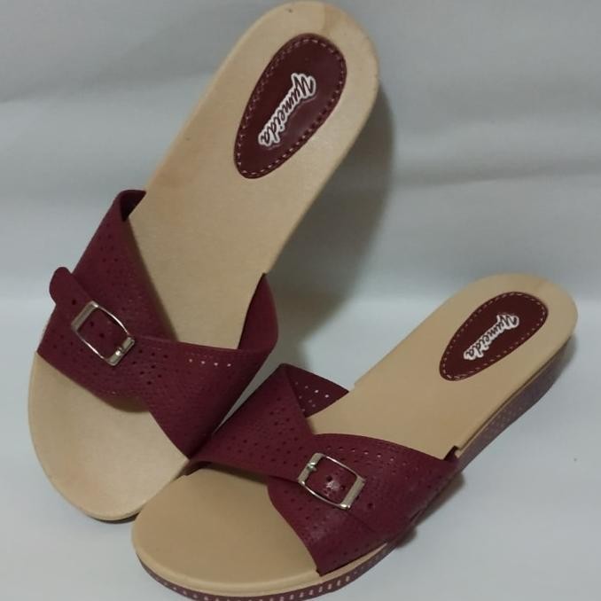 Sandal Selop Wanita S36-40 Wedges H3,5Cm Gesper Yumeida