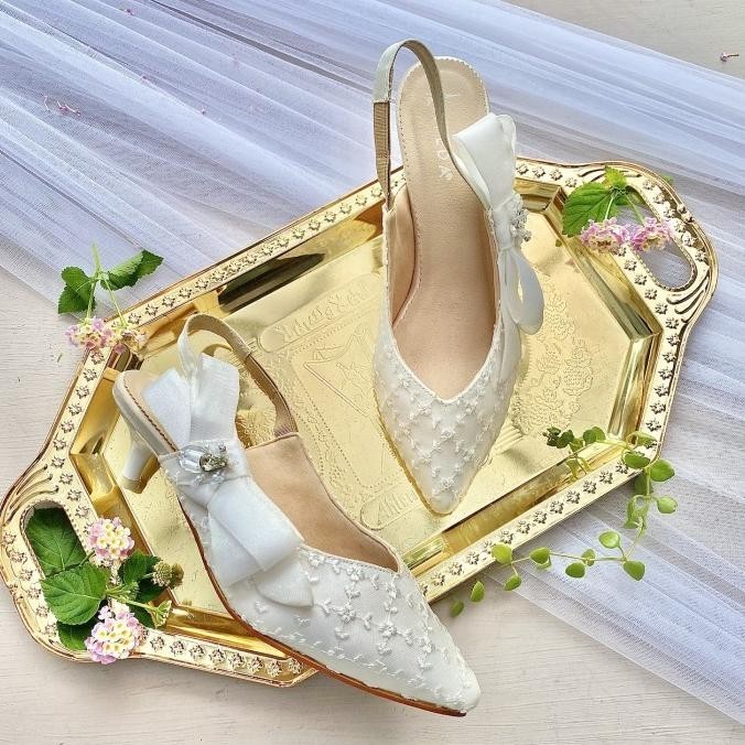 Ivory White Sandal Sepatu Pesta / Wedding Wanita 5Cm Aveda Cz6361