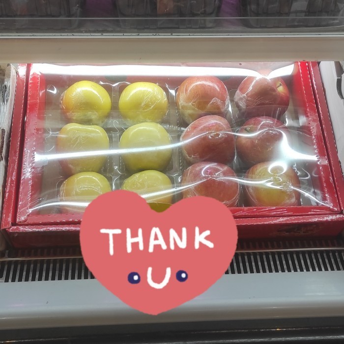 

Silahkan Order] BUAH APEL JEPANG GIFT MIX ISI 12/BOX