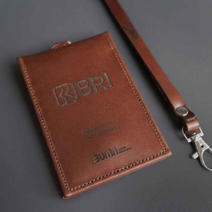

BARANG TERLARIS ID Card Holder Magnet Saku Kulit Asli