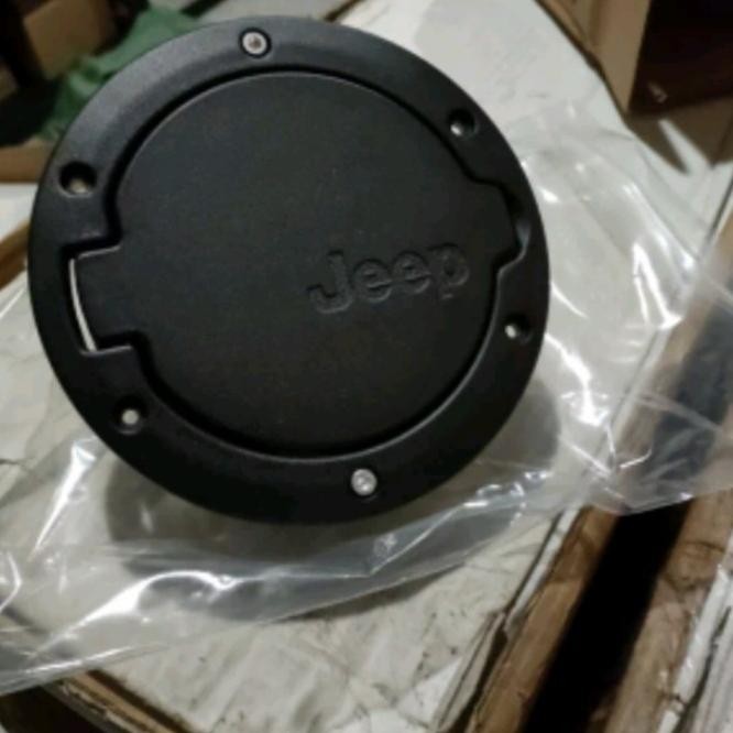 Cover Tutup Tangki Bensin Jeep Wrangler Jk