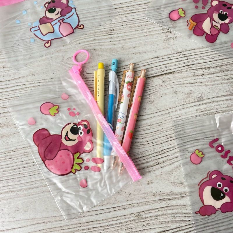 

Kotak Pensil Lotso Kotak Pensil Lotso Pouch Kecil Alat Tulis Kantor Kekinian Termurah