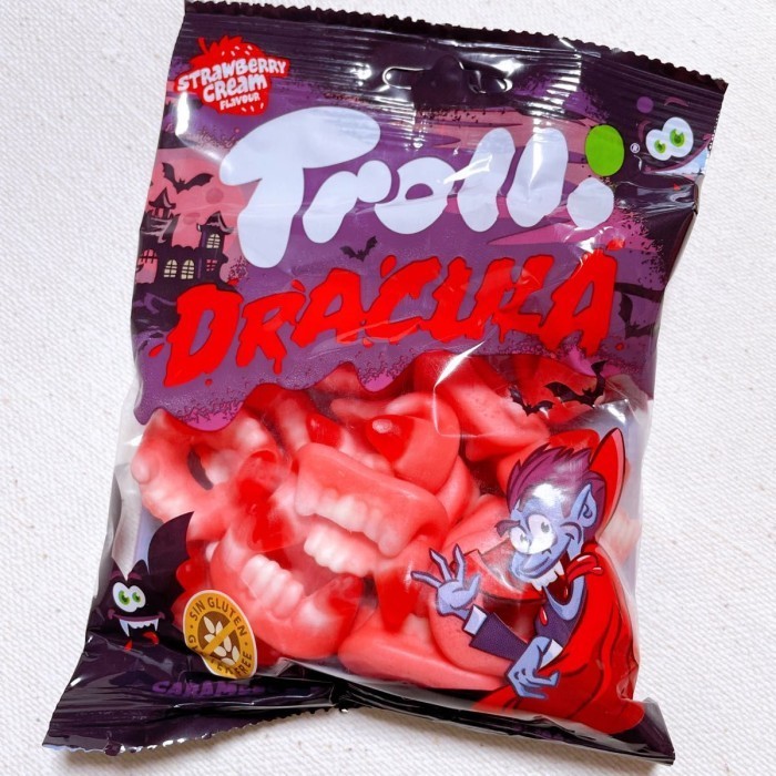 

Buruan beli] Dracula Strawberry and Cream Gummy 100g candy