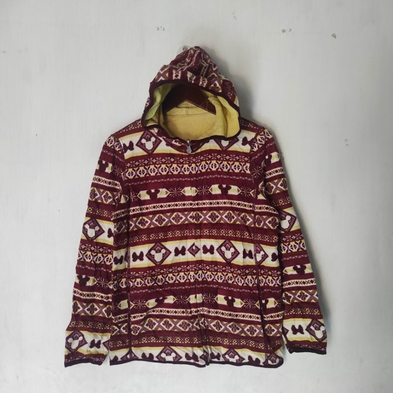 Uniqlo x Disney Navajo Hoodie size XL fit M