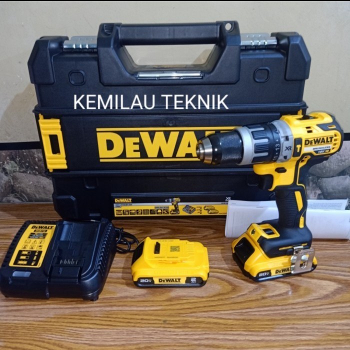 CORDLESS HAMMER DRILL 18V XR DEWALT BOR TEMBOK DCD796