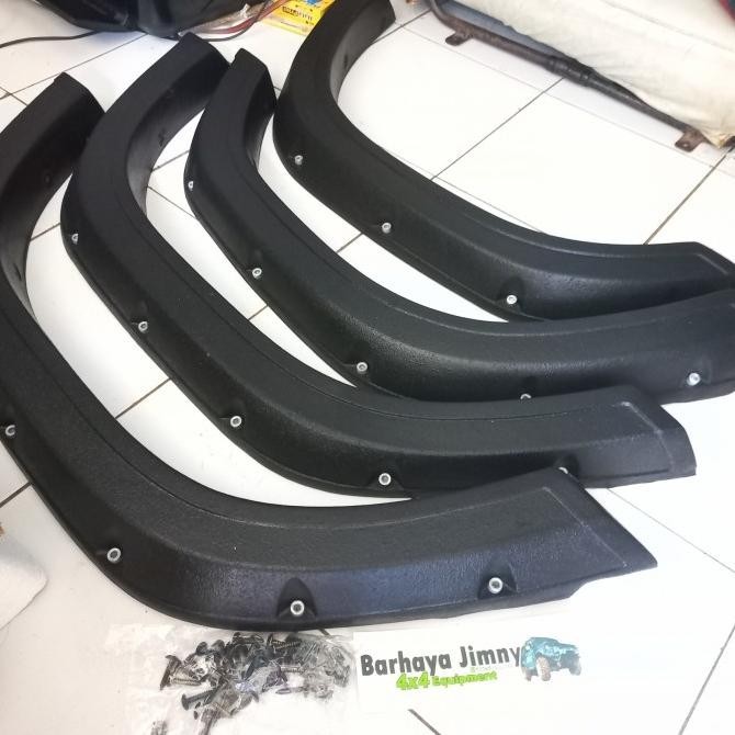 Pender Katana Over Fender Jimny Kotak New Bahan Karet Kualitas Bagus