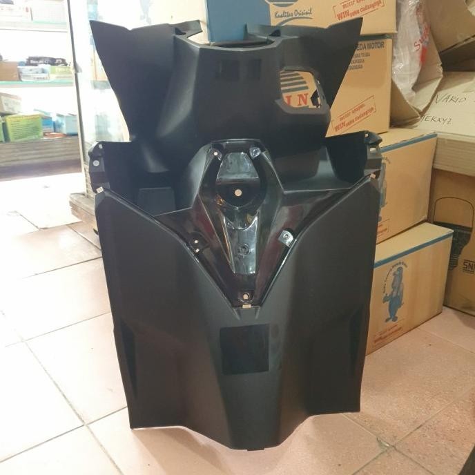 Legshield Legsil Kunci Kontak Bawah Vario 150 2018 Keatas Merk Win