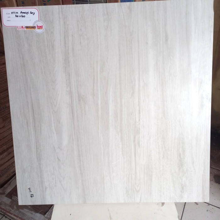 Granit 60X60 Urat Kayu Abu Lantai Matt / Unpolish / Granit 60X60 Vinyl