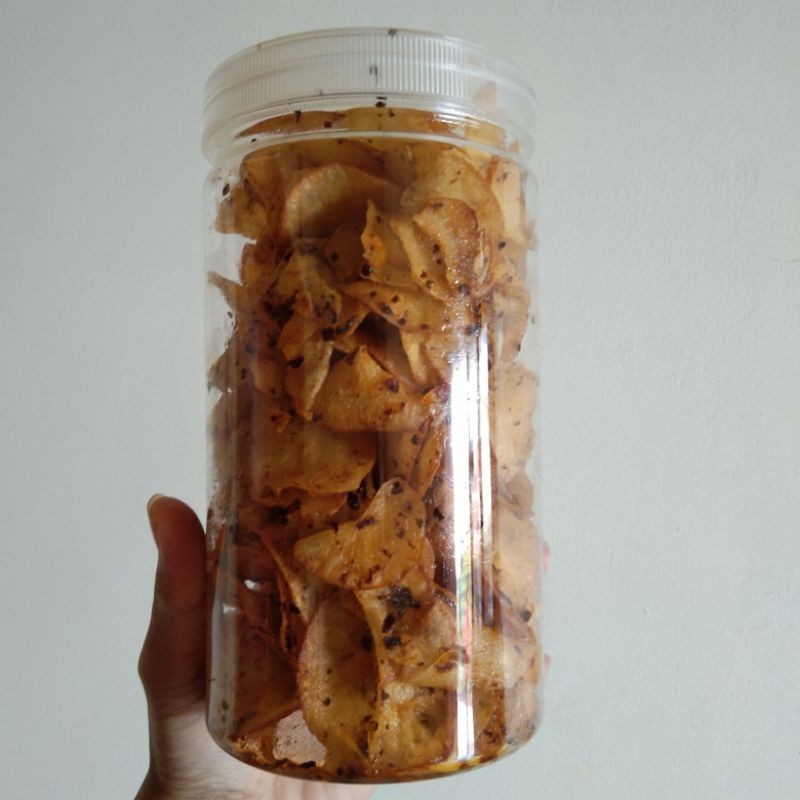 

keripik singkong balado daun jeruk kemasan toples 1000ml kriuk# renyah# makanan ringan# Snack # cemilan# jajanan irit