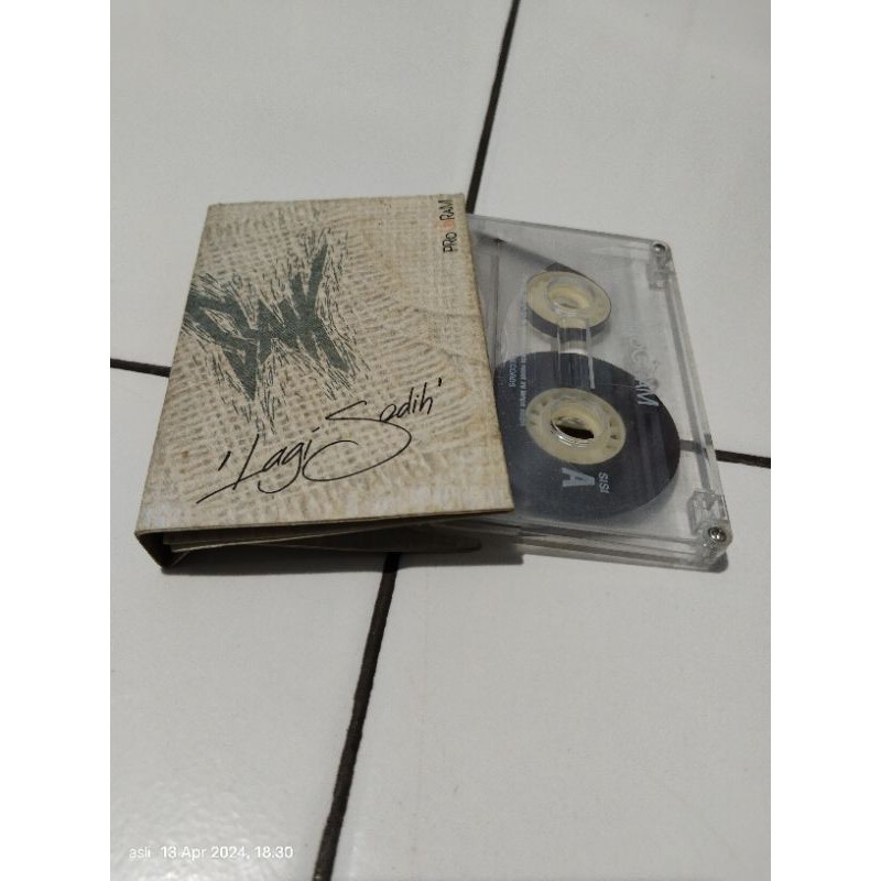 kaset pita slank / lagi sedih