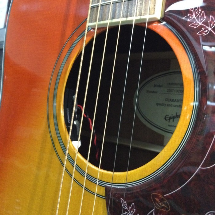 Epiphone Eehbfcnh1 - Hummingbird Studio, Solid Top Fishman Sonitone