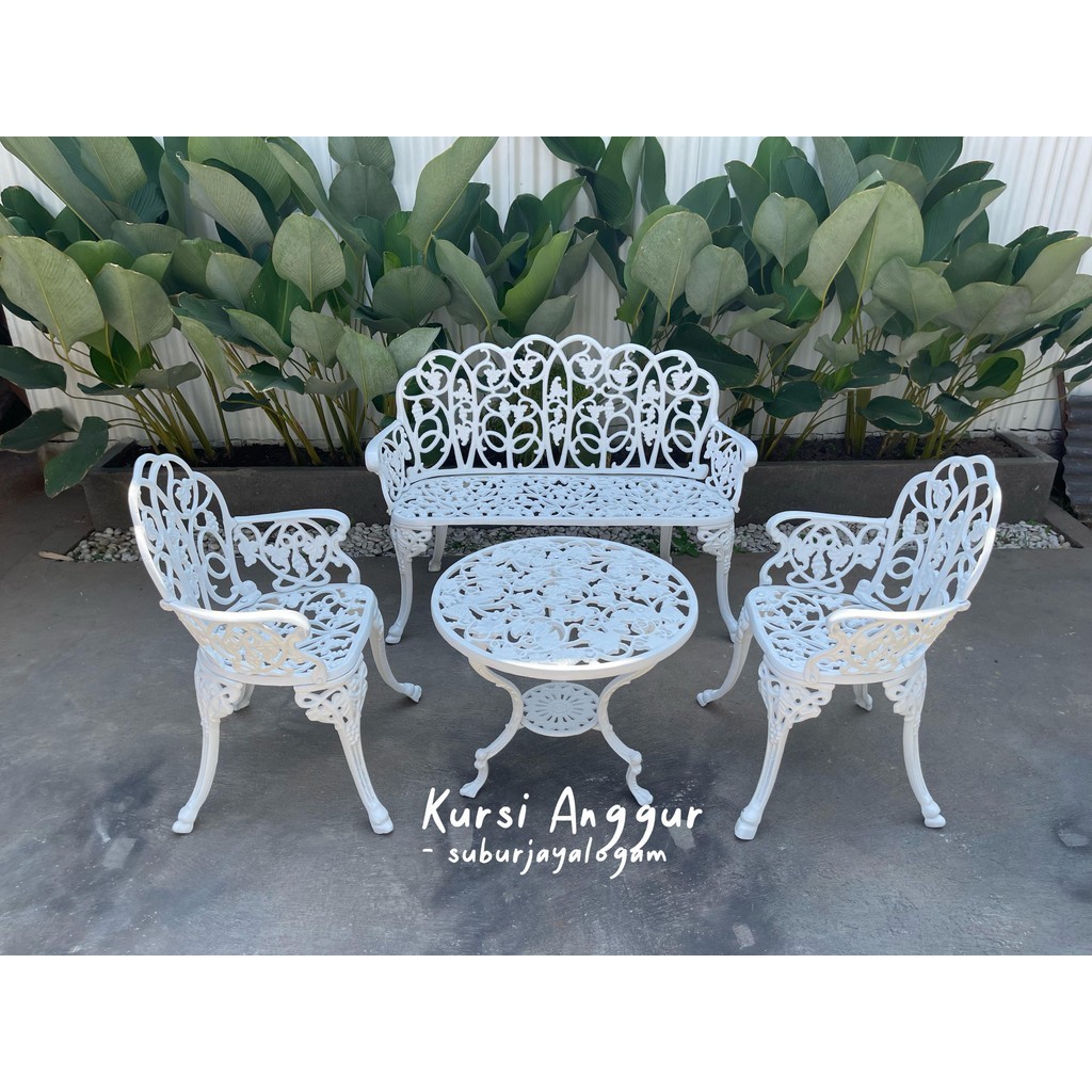 kursi taman besi anggur 1 set
