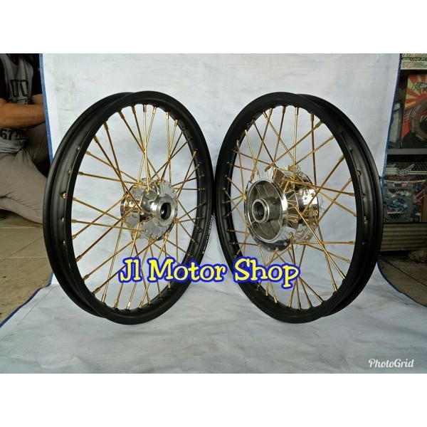 Sepaket Velg Tromol Set Jari Jari Jupiter Z Lama Vega R Lama Force 1 F1 Zr F1Zr Plus Ban Luar Dalam