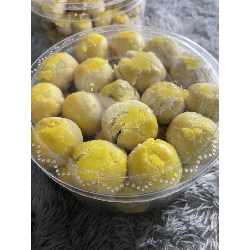 

NASTAR KUE LEBARAN