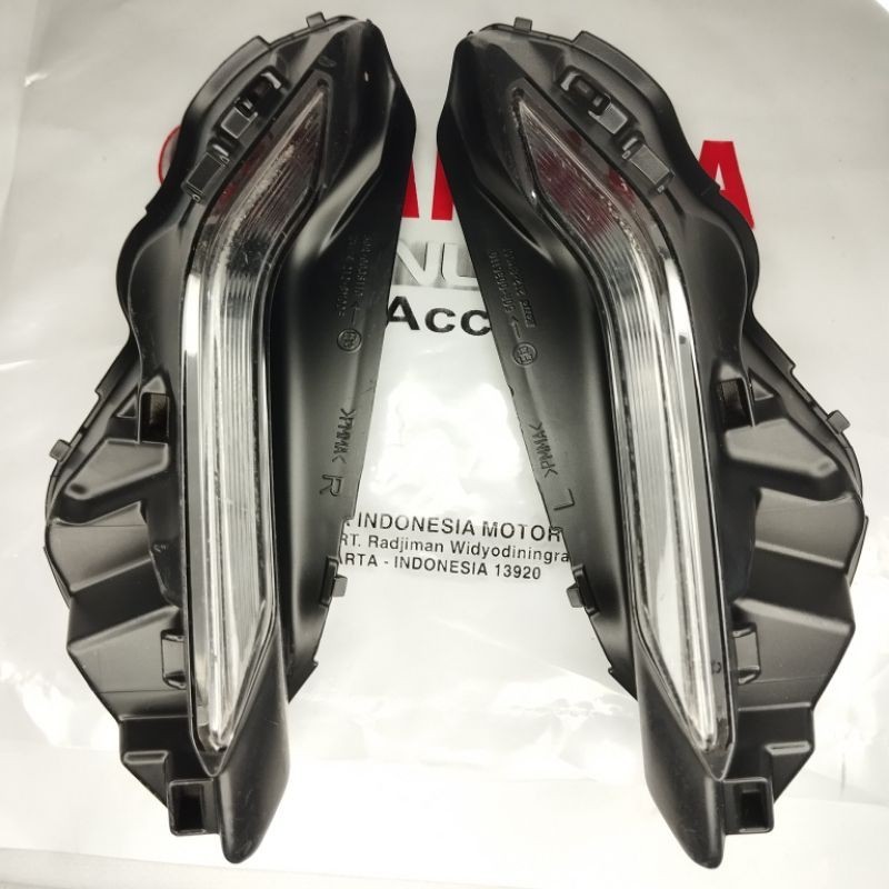 mika kaca lampu alis senja set kanan kiri r15 v4 original