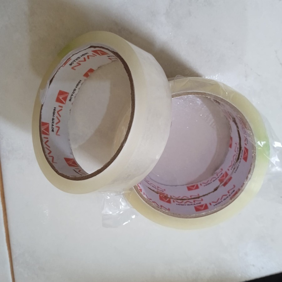 

Isolasi bening 1 inch 24 x72 merk IVAN harga 1 roll