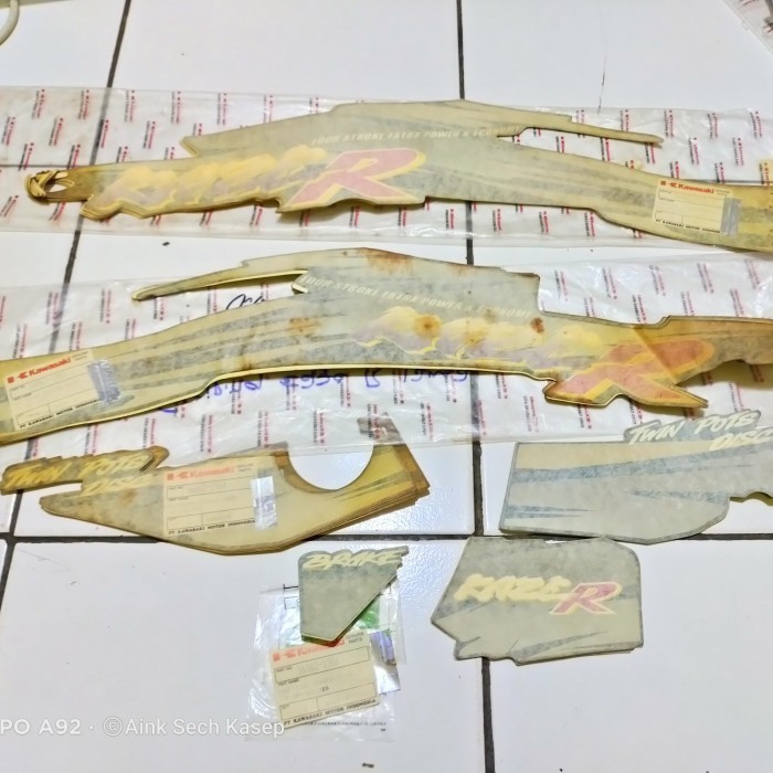 Striping Kaze R Silver