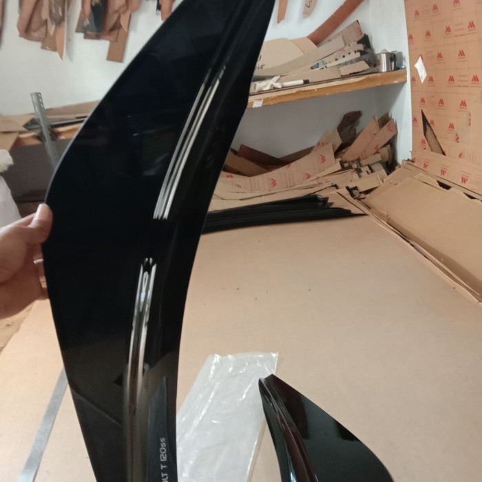 Talang Air Variasi Colt L300 Model Kupu2 Lebihlebar Original Tanpa Sam