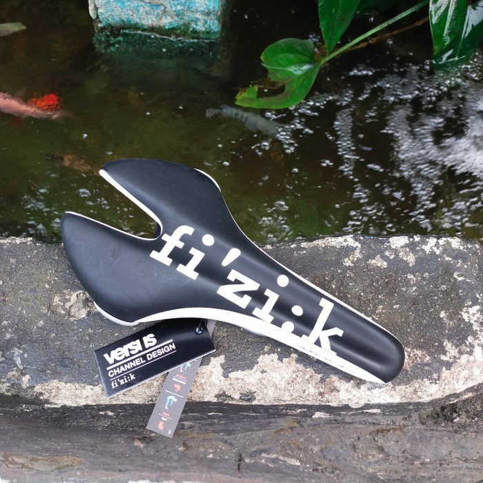 Sadel Saddle Sepeda FIZIK ARDEA VS - Manganese Rails - BLack White