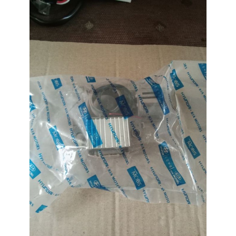 ic regulator altenator mazda ford laser Timor