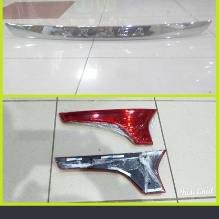 Paket Trunklid+Reflektor New Ertiga 2016 Original Sgp Model Ganti