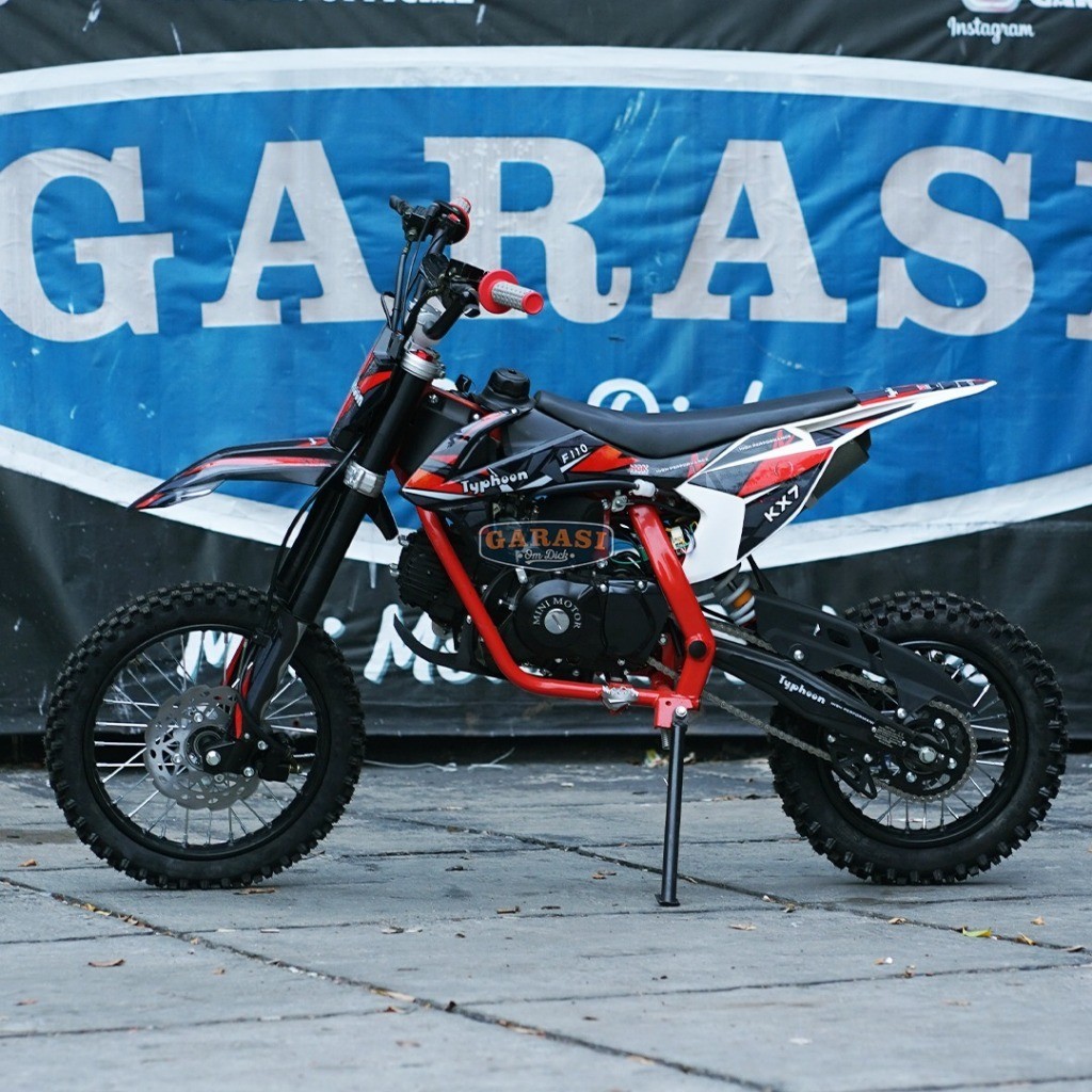 medium trail 110cc typhoon matic