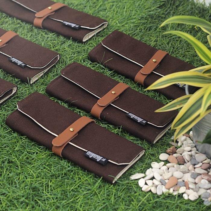 

TEMPAT PENSIL GULUNG / LIPAT, ROLL UP PENCIL CASE BLUE NAVY - COKELAT TUA