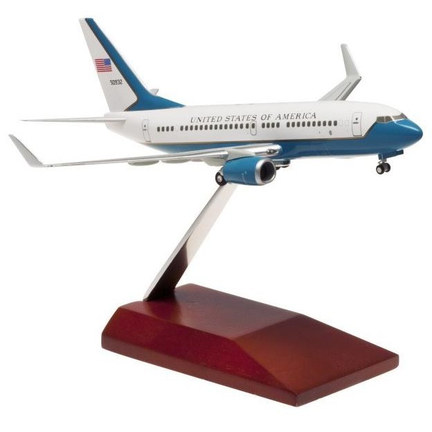 HoganWings 1/200 US AIR FORCE 737-700WW (C-40C)