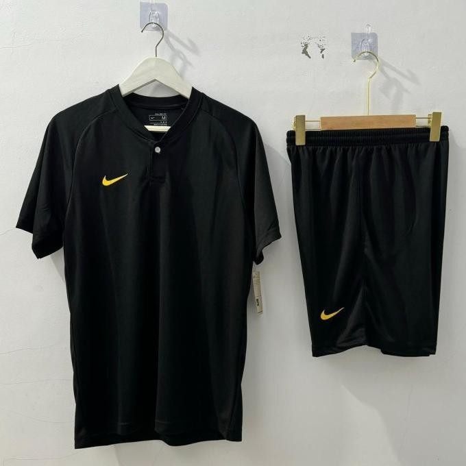 jersey / stelan futsal nike merah hitam / baju bola dewasa real pick
