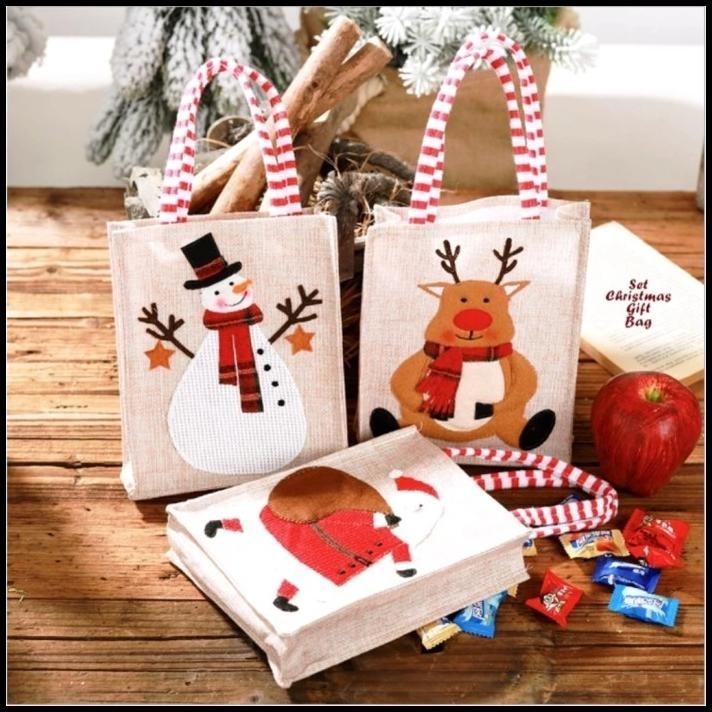 

TERBARU SET GIFT BAG NUANSA NATAL ISI 3PCS !!!!!!