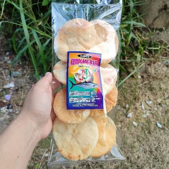 

Kemplang Panggang JJ Super asli bangka 8 keping oleh oleh makanan khas bangka enak murah snack JOJO