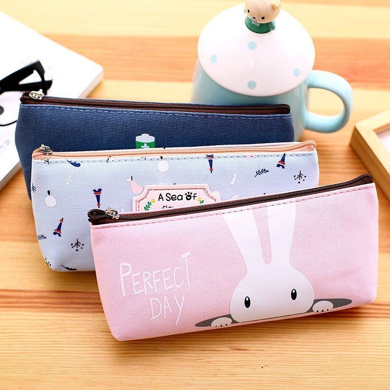 

Zipped Tas Pensil Kapasitas Besar Sederhana Gaya Jepang Siswa Kotak Alat Tulis