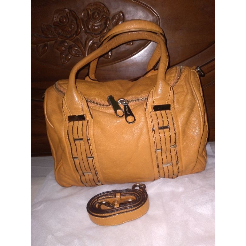Gilivo handbag/slingbag
