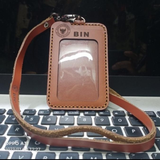 

Holder Kalung Id Card Kulit Asli Logo Bin Kualitas Premium