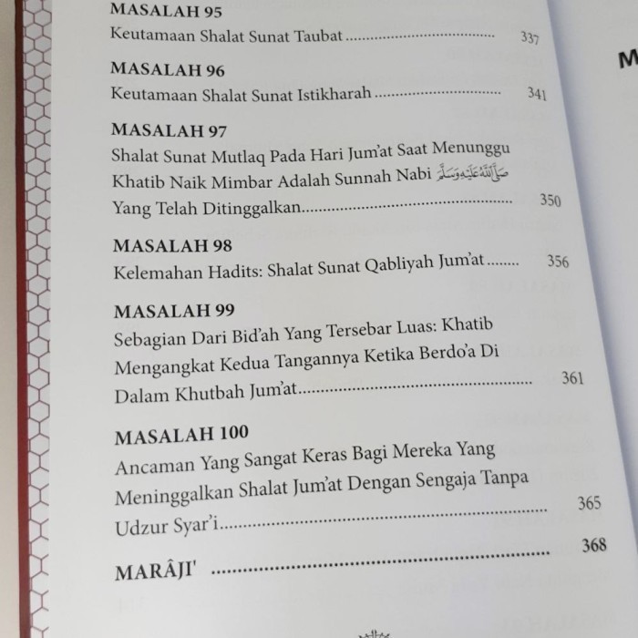 

Buku Al-Masaa-Il - Masalah-Masalah Agama Jilid 4