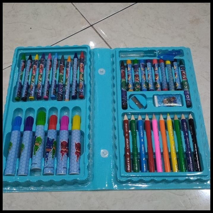 

GRATIS ONGKIR PJ MASKS ART SET 42 PCS STATIONARY SPIDOL CRAYON PRODUK FAMILIA !!!!!!!