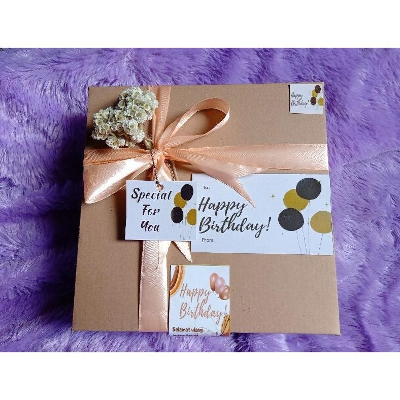 

Beli 2 Murah Box Hampers Paket Lengkap/Box Kado/Kotak Kado