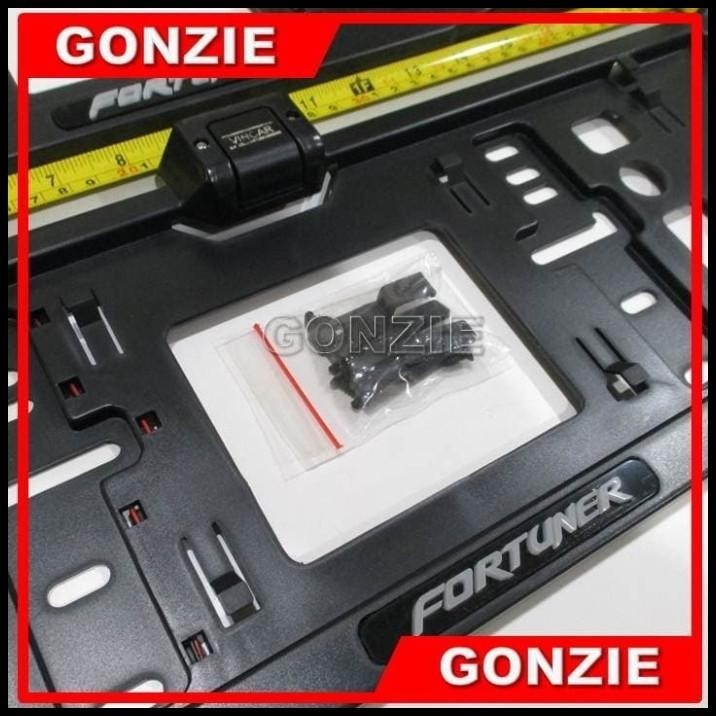 DUDUKAN TATAKAN PLAT NOMOR MOBIL FORTUNER
